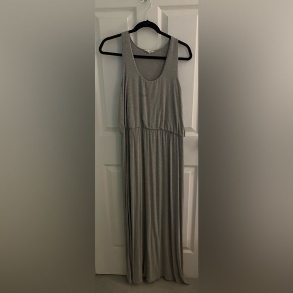 Caslon Dresses & Skirts - Grey Caslon Ladies Maxi Dress